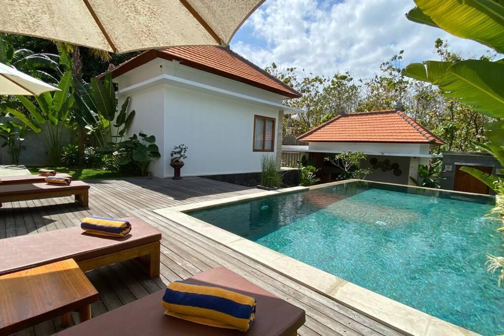 Nau Nusa Villa Batununggul المظهر الخارجي الصورة