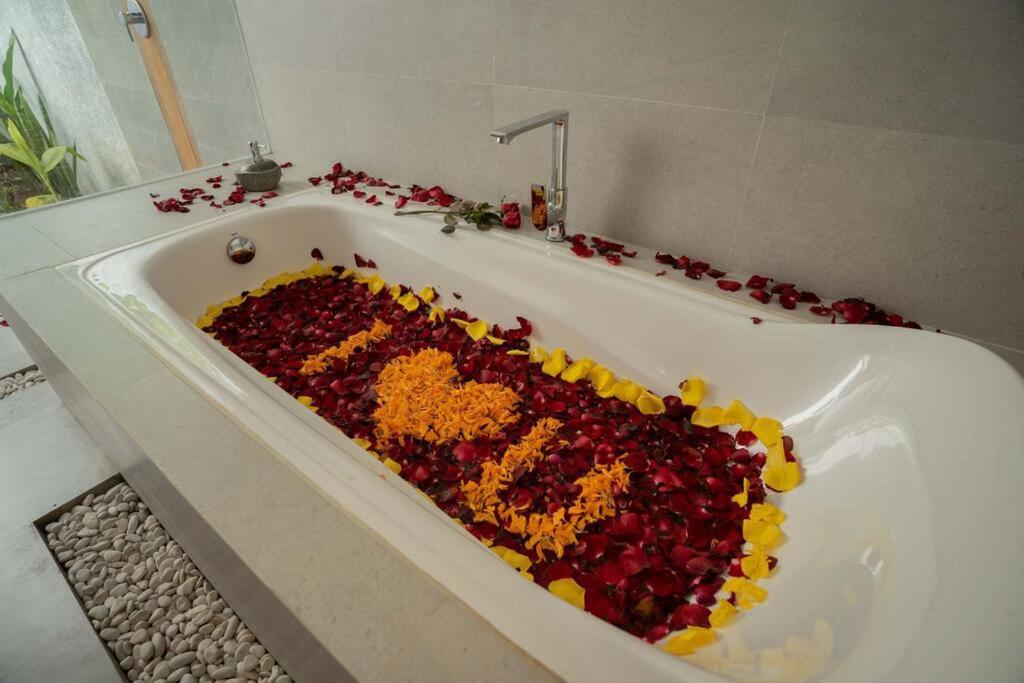 Nau Nusa Villa Batununggul المظهر الخارجي الصورة